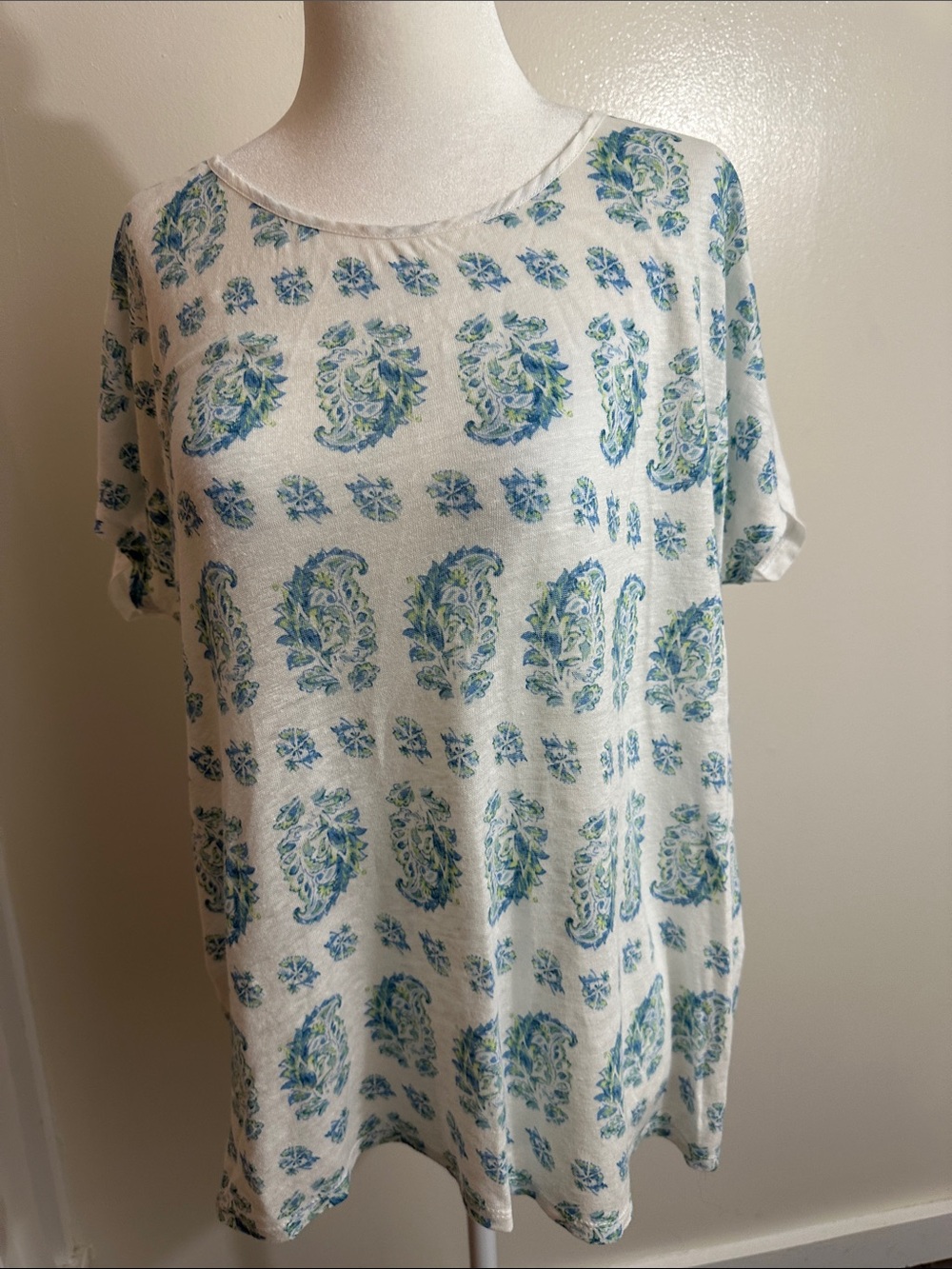 J. Jill White Short Sleeve Tee with Blue-Green Paisley Print